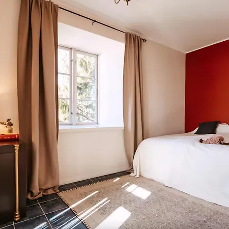 Feriehus Majestic Manor Gardens An Elegant Private Retreat *