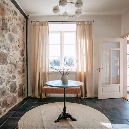 Majestic Manor Gardens An Elegant Private Retreat בית נופש