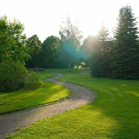 Majestic Manor Gardens An Elegant Private Retreat בית נופש