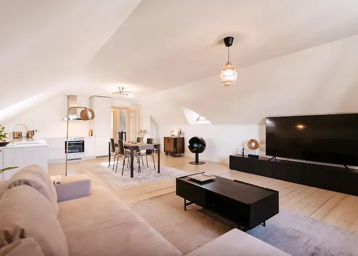 Holiday home Majestic Manor Gardens An Elegant Private Retreat *