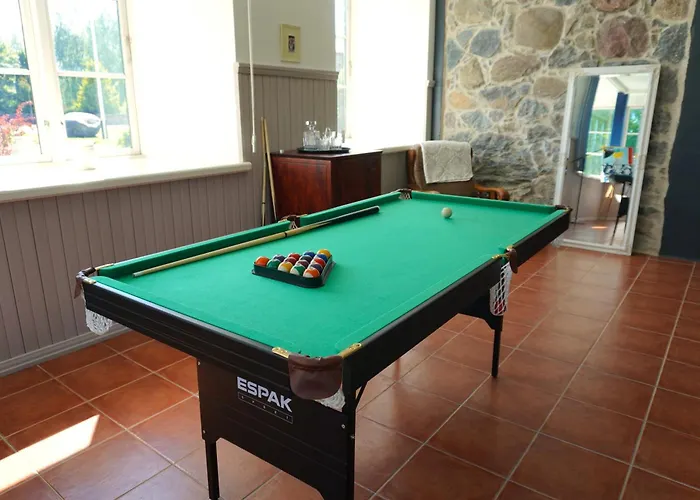 Majestic Manor Gardens An Elegant Private Retreat